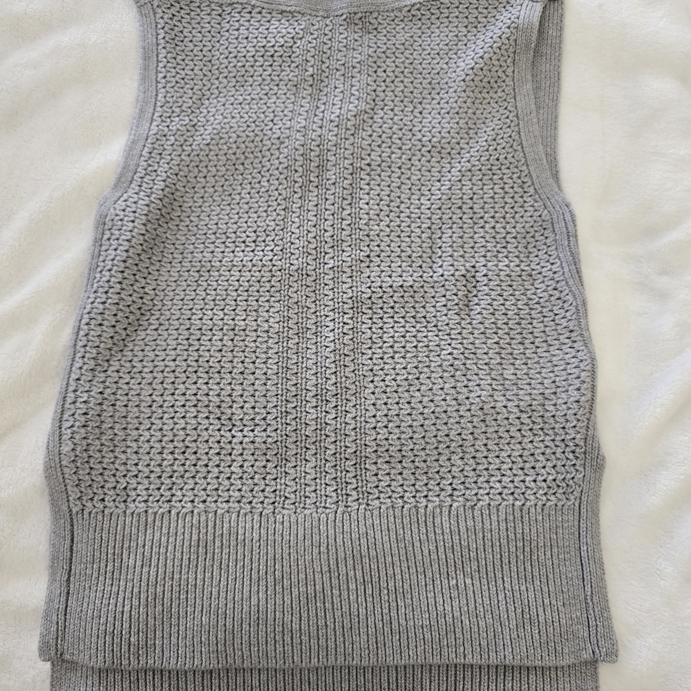 Banana Republic Gray Textured Knit Sweater